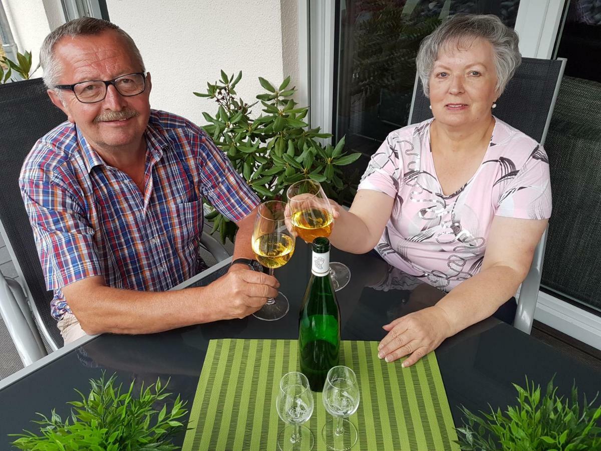 Ferienwohnung Moritz Sankt Aldegund Luaran gambar